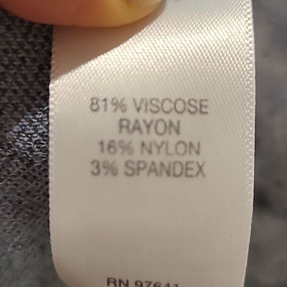 J jill Ponte womens light blue and gray‎ print viscoe stretch long sleeve shirt - Picture 4 of 6